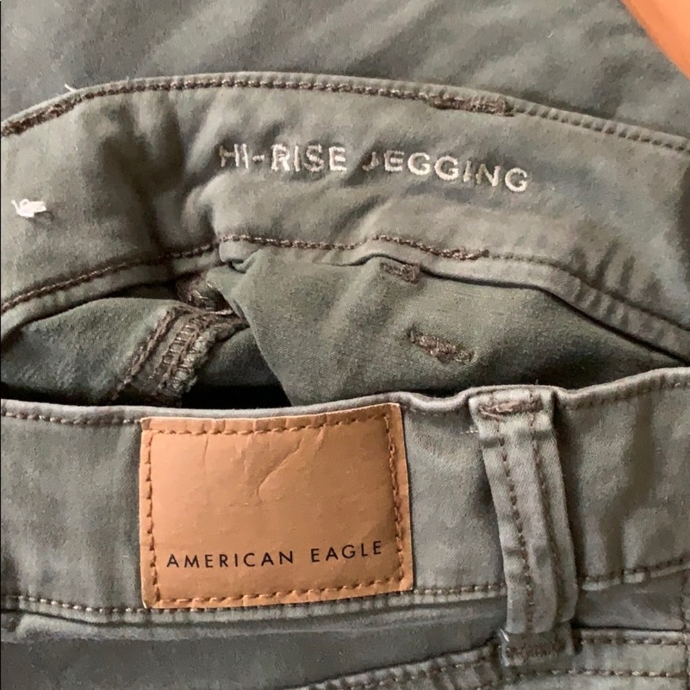 Hi-Rise Jegging - Picture 3 of 8